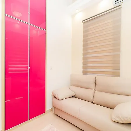 Villa Luxurious 4-bedroom With Private Pool In Kassandra, Halkidiki