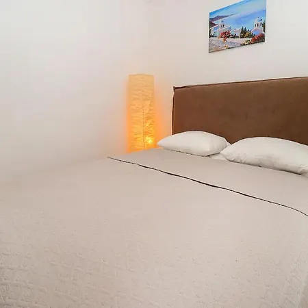 Luxurious 4-bedroom With Private Pool In Kassandra, Halkidiki *