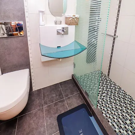 Villa Luxurious 4-bedroom With Private Pool In Kassandra, Halkidiki