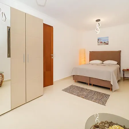 Villa Luxurious 4-bedroom With Private Pool In Kassandra, Halkidiki Paliouri