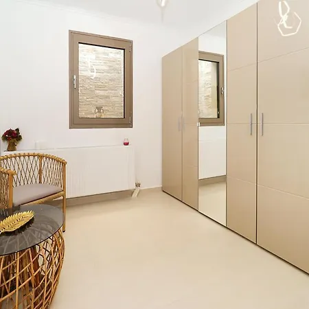 Luxurious 4-bedroom With Private Pool In Kassandra, Halkidiki *
