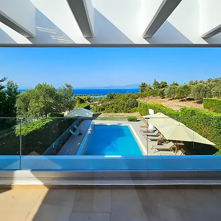 Luxurious 4-bedroom With Private Pool In Kassandra, Halkidiki Villa
