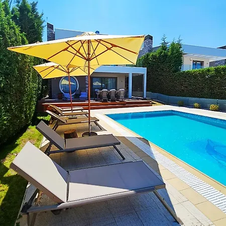 Luxurious 4-bedroom With Private Pool In Kassandra, Halkidiki Paliouri